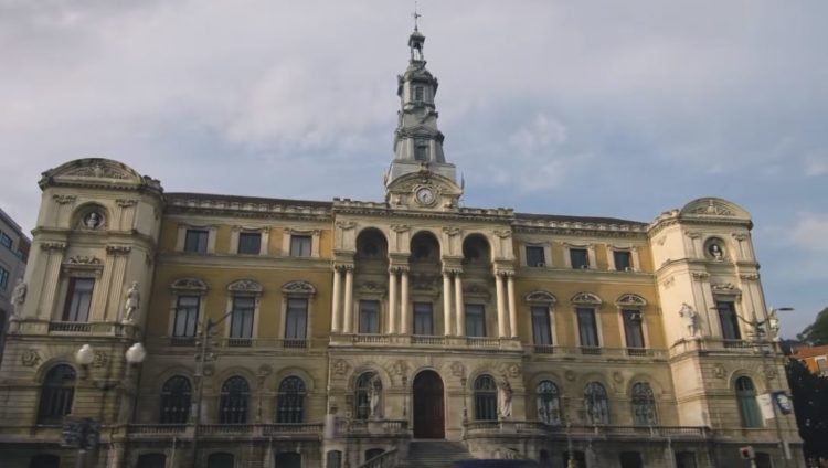 cómo hacer turismo en bilbao